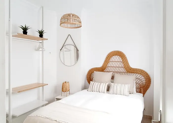 City Center Nearby The Beach +3Bed +2Bath +Wifi