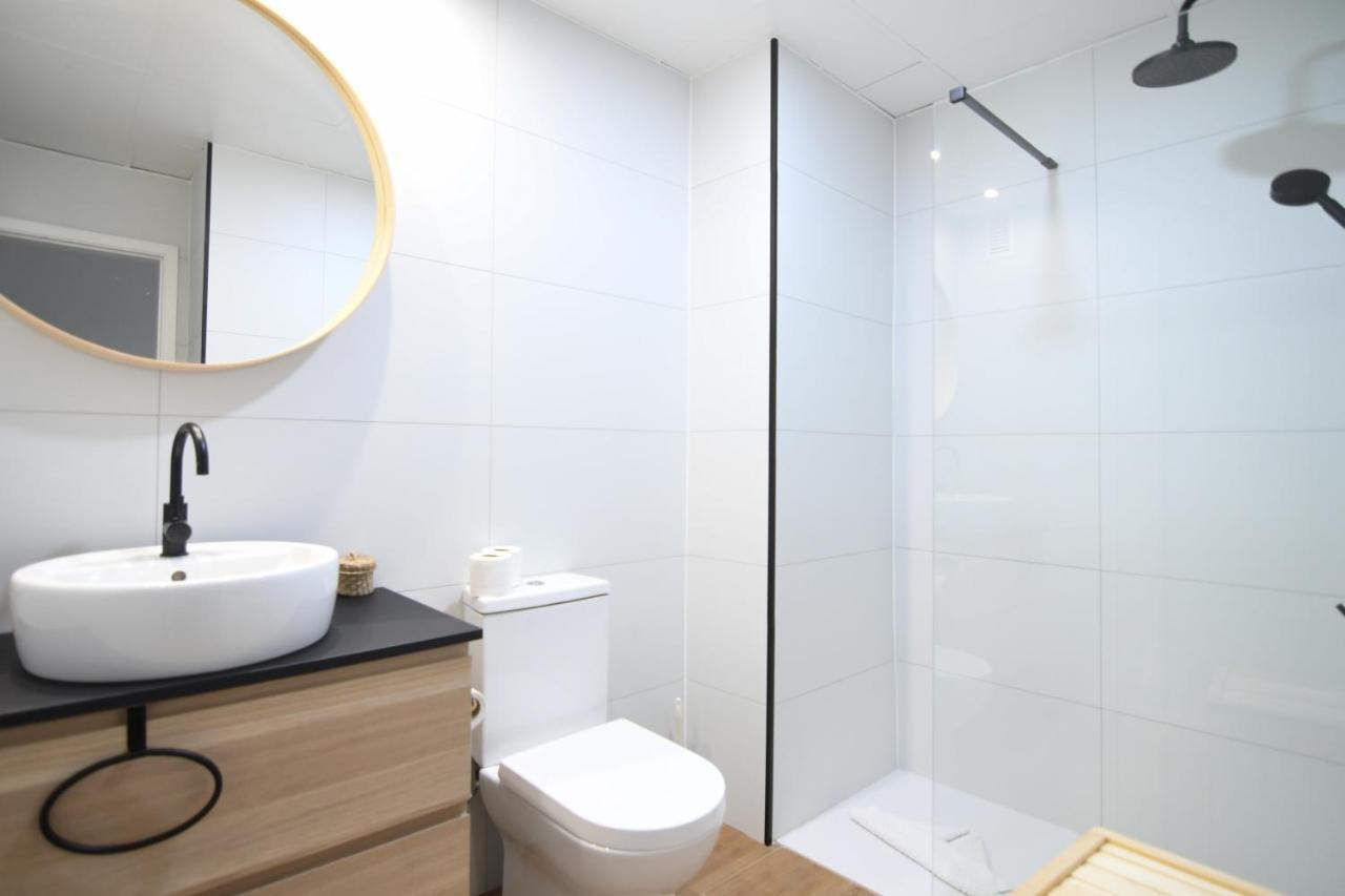 Center Nearby The +3bed +2bath +wifi